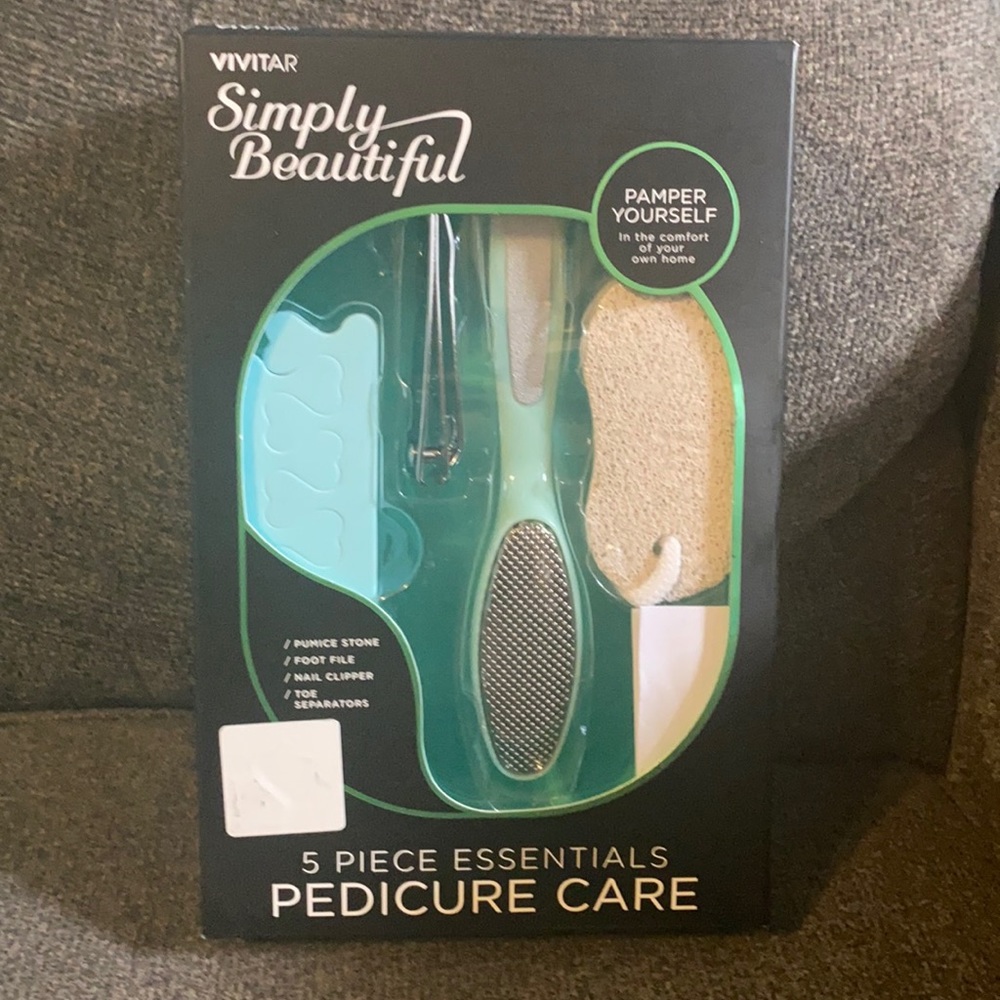 🎀Simply Beautiful- Pedicure Care🎀